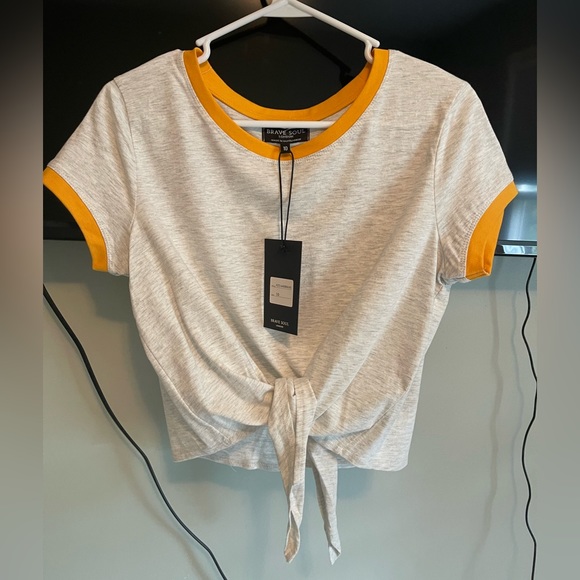 Tie front t-shirt - Picture 2 of 8